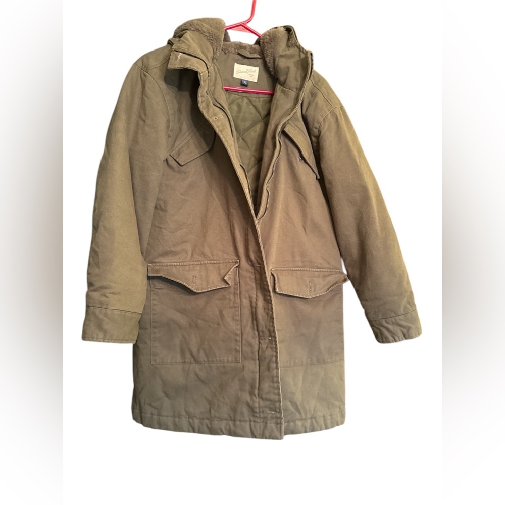 Universal thread jacket